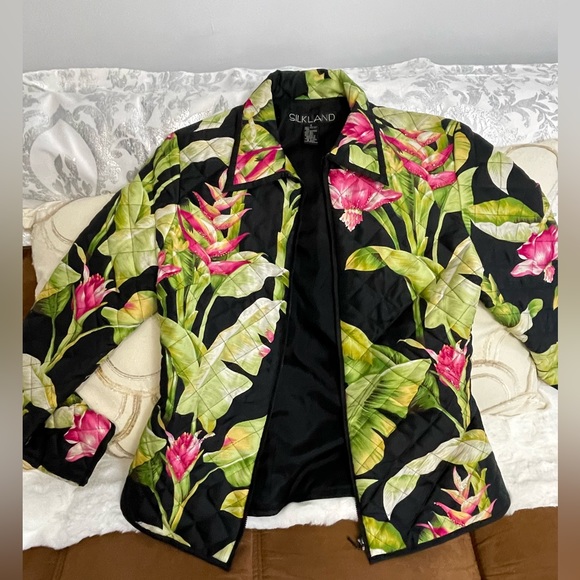 Embellish Silkland Blazer - Picture 3 of 8